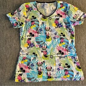 Women’s Size Xs Disney Scrub Top Minnie And Mickey Mouse